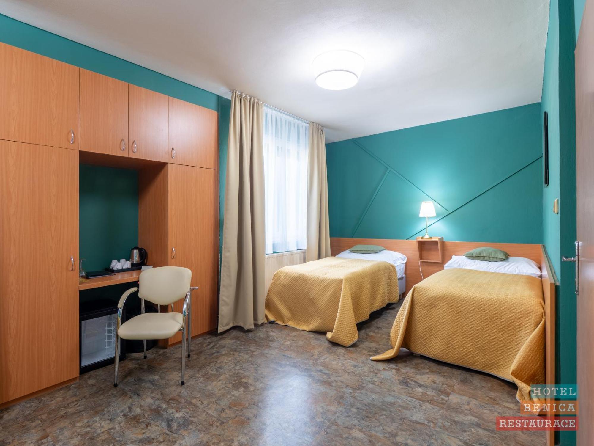 Benica Otel Benesov  Dış mekan fotoğraf