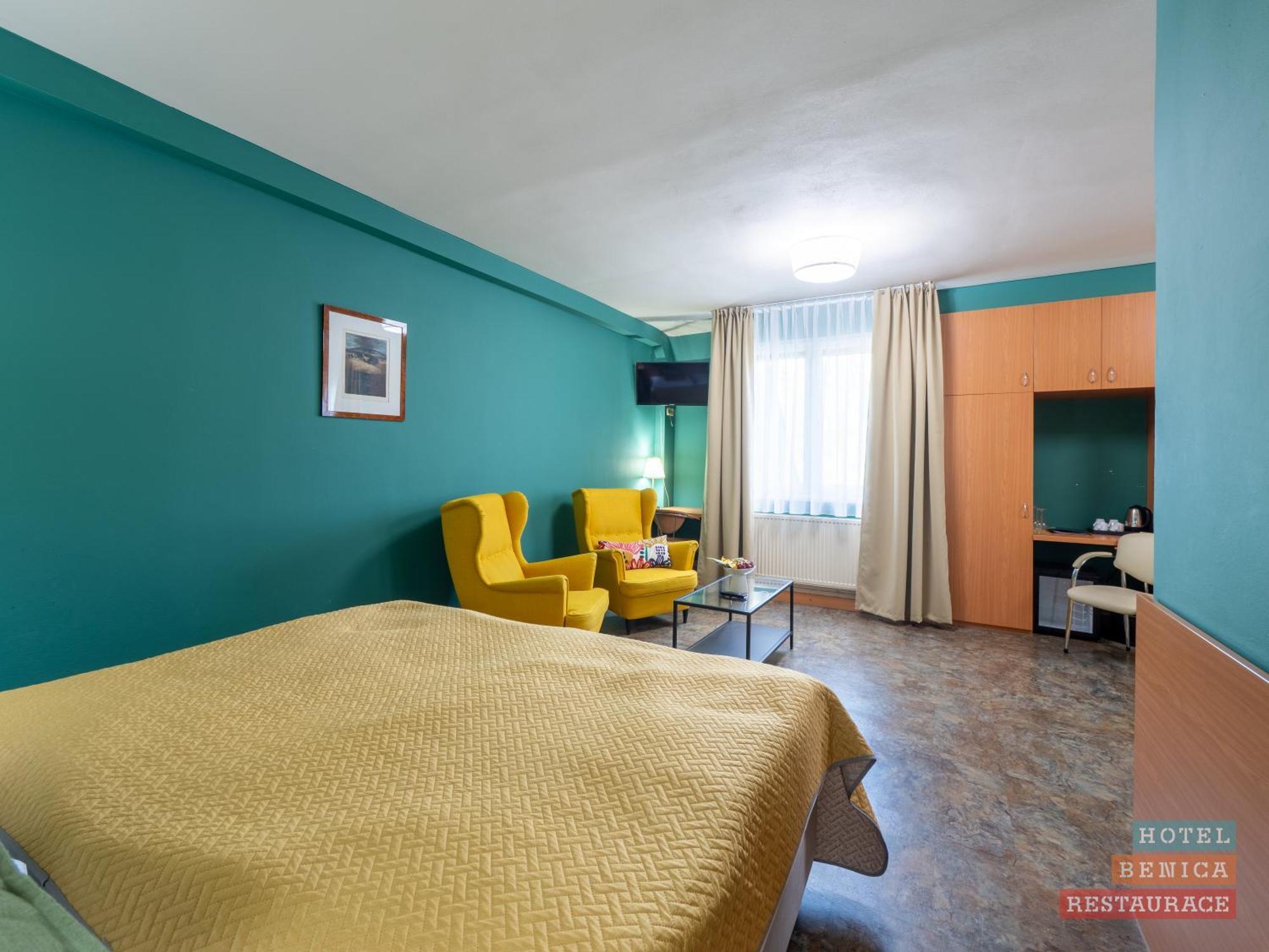 Benica Otel Benesov  Dış mekan fotoğraf